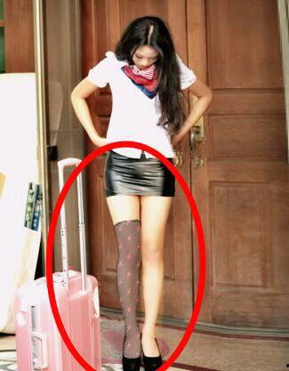 酒店丝袜妹图片,酒店神秘丝袜妹的诱惑瞬间