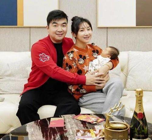 何雯娜老公的资料,揭秘运动员背后的温馨力量