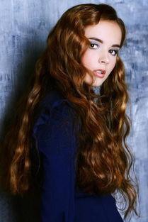 明星染头发,色彩斑斓的时尚演绎